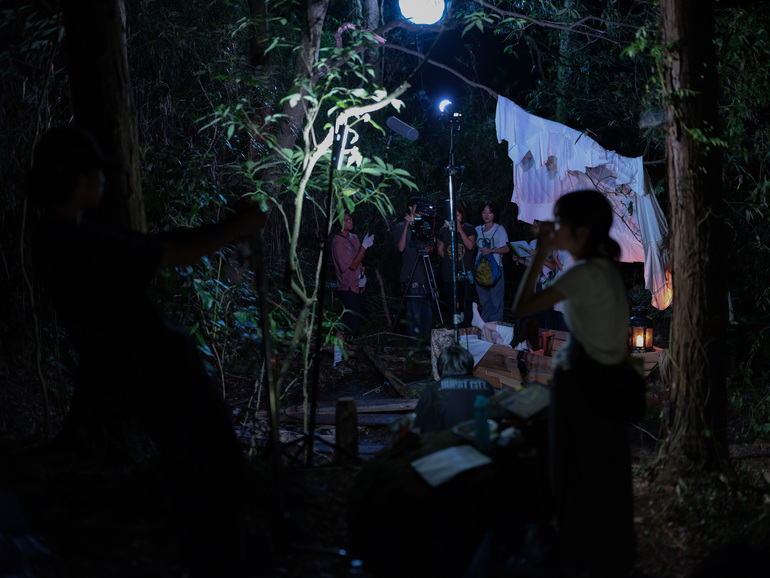 茨城の森の中での現場の様子