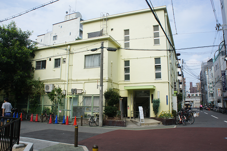 西成市民館