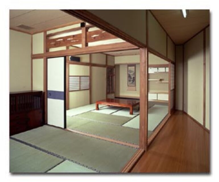 曙橋・観音スタジオ